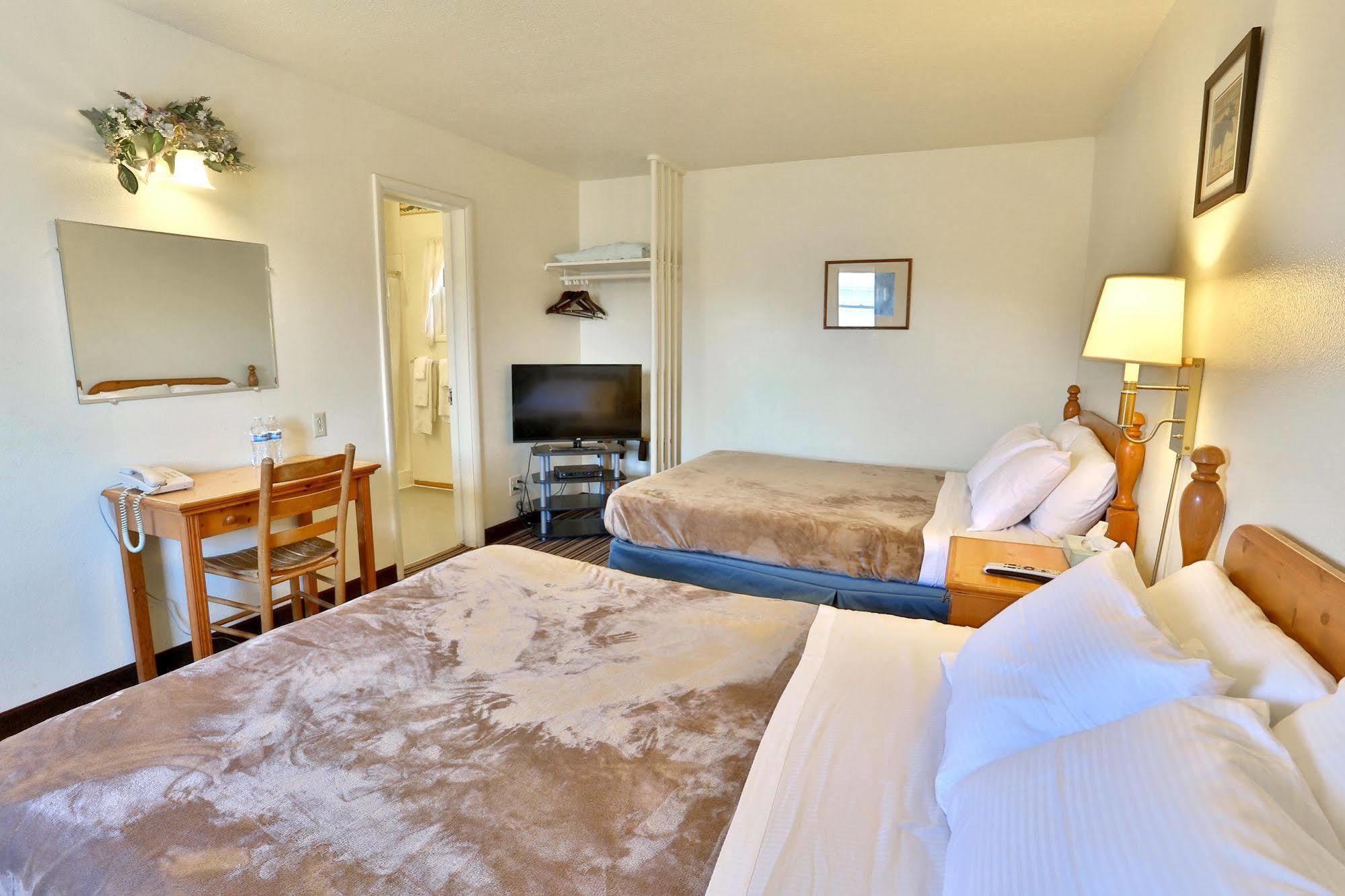 Blue Mountain Motel Дейтон Екстер'єр фото